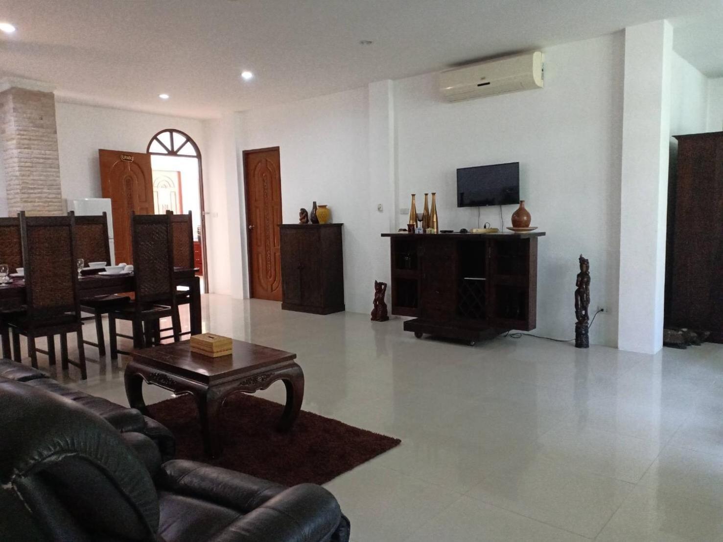 Brodie Rawai Resort Nai Harn Екстер'єр фото