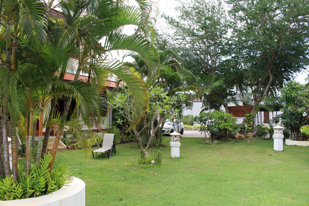 Brodie Rawai Resort Nai Harn Екстер'єр фото