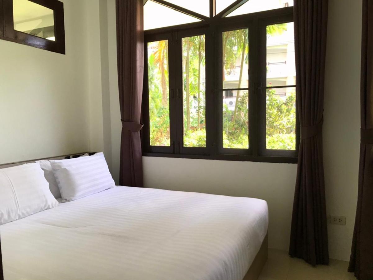Brodie Rawai Resort Nai Harn Екстер'єр фото