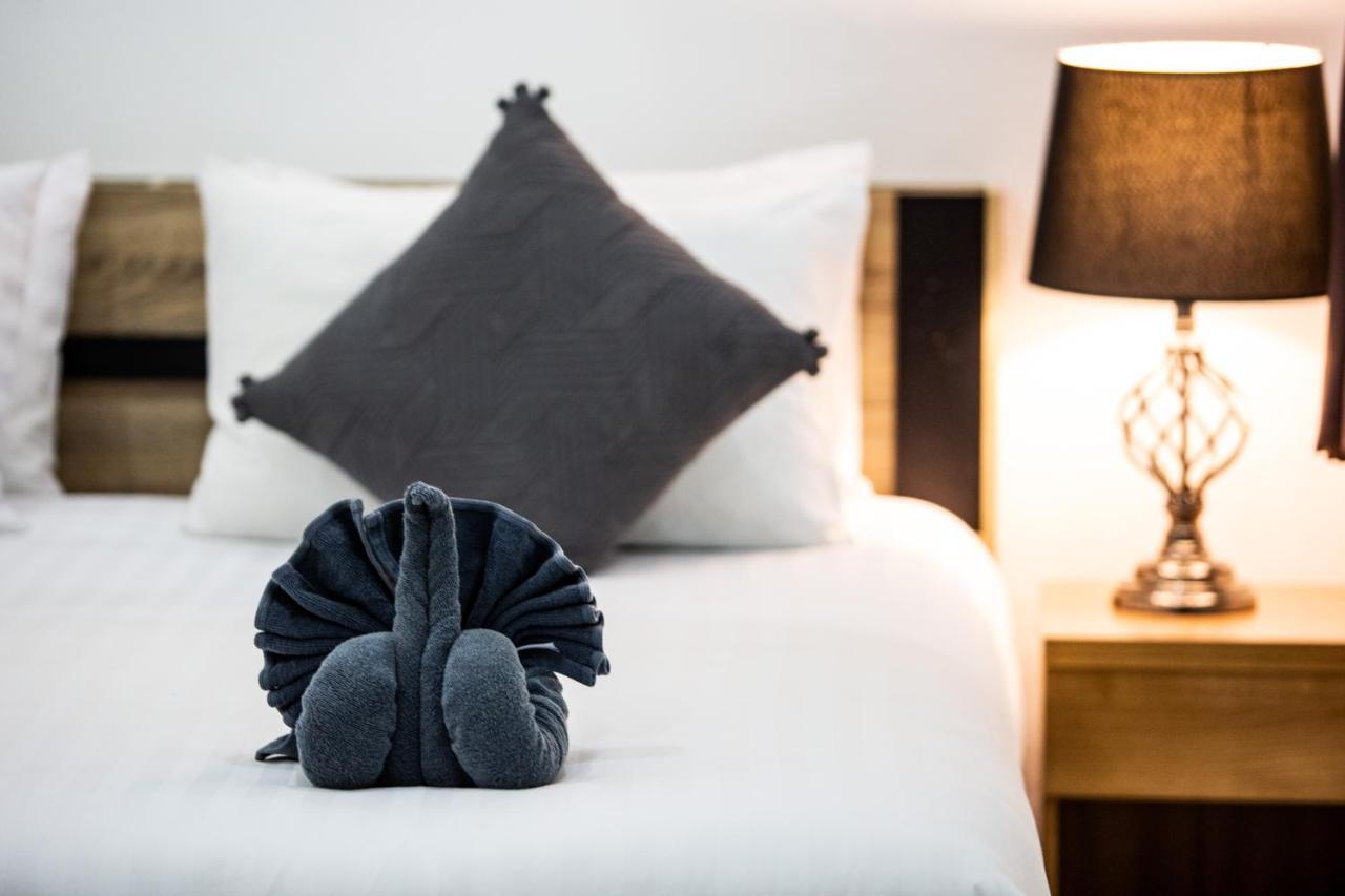 Brodie Rawai Resort Nai Harn Екстер'єр фото