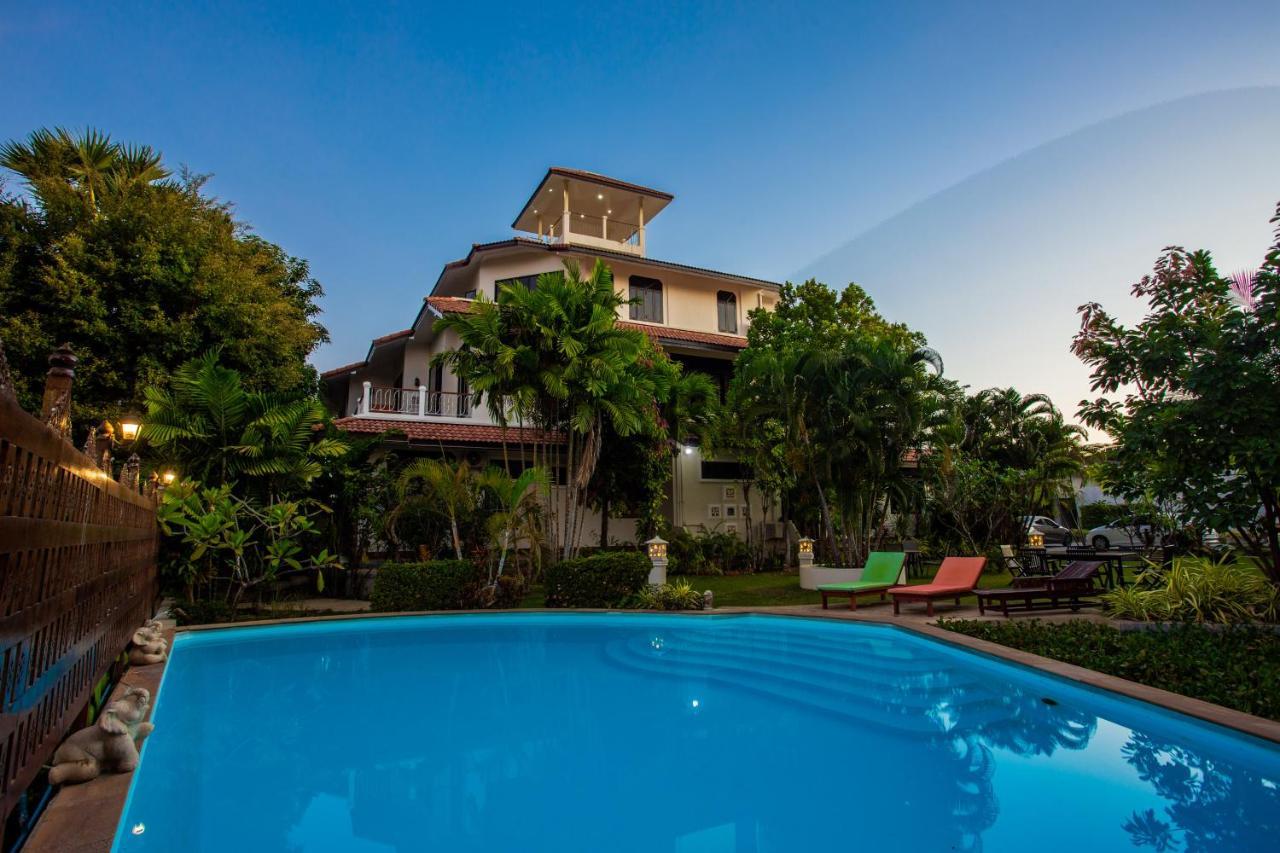 Brodie Rawai Resort Nai Harn Екстер'єр фото