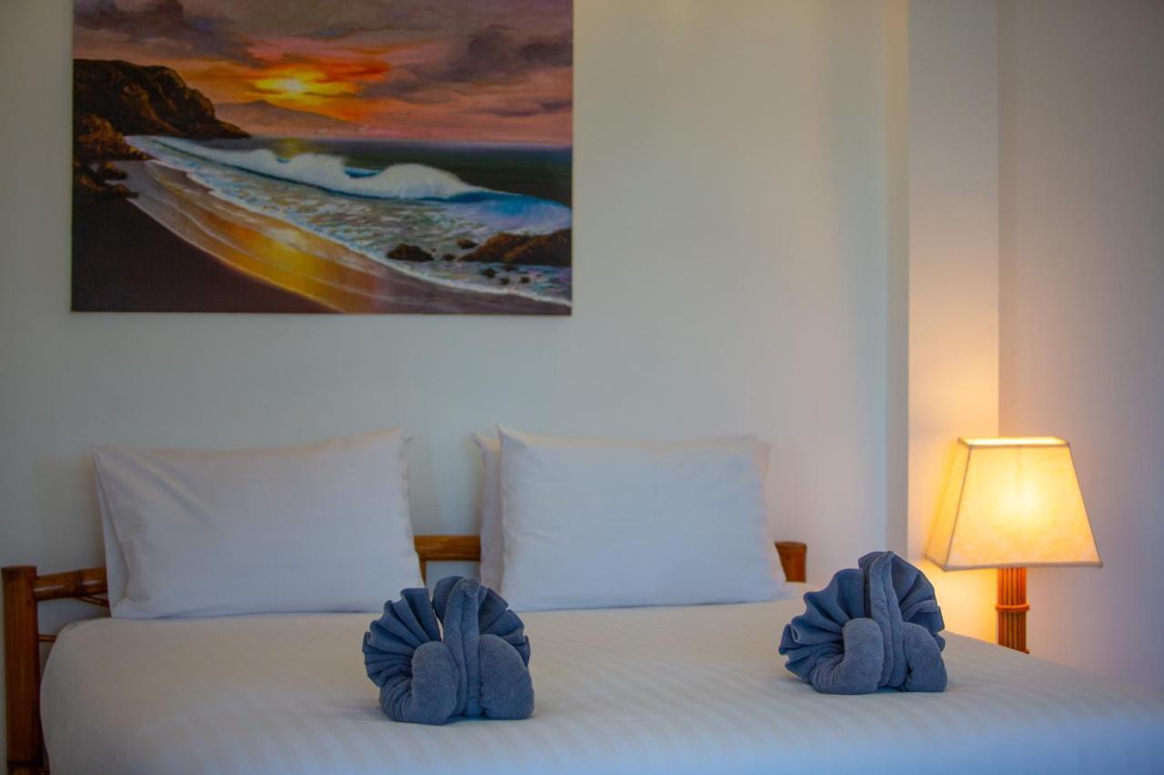 Brodie Rawai Resort Nai Harn Екстер'єр фото