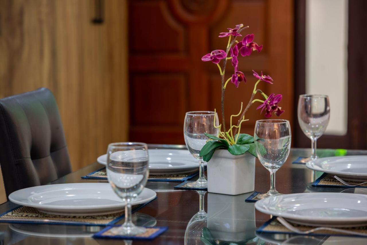 Brodie Rawai Resort Nai Harn Екстер'єр фото