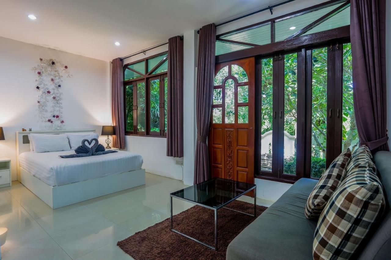 Brodie Rawai Resort Nai Harn Екстер'єр фото